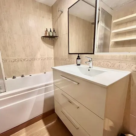 Beachfront Family With Pool Daire