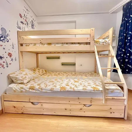 Beachfront Family With Pool Daire